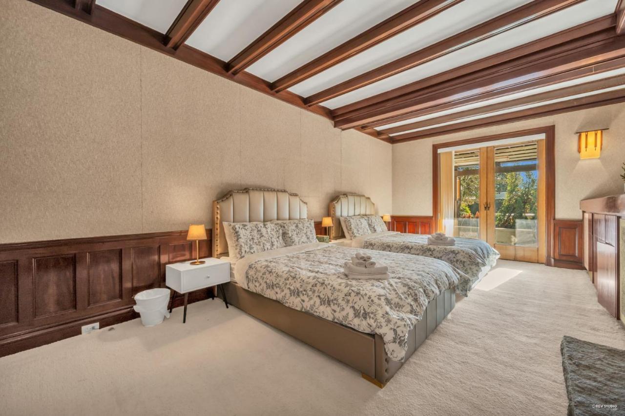 Historic Specious Home In Vancouver West Екстер'єр фото