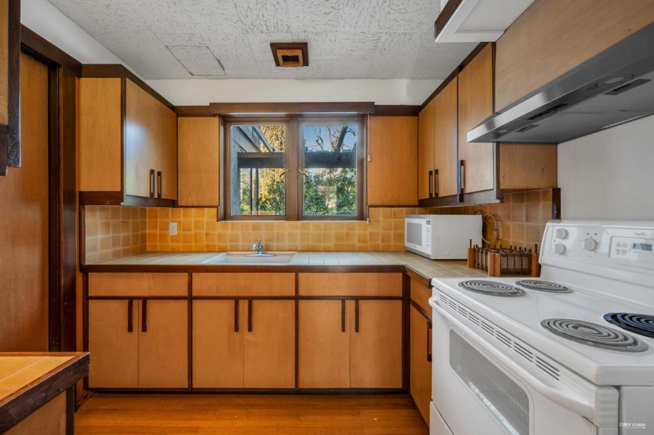 Historic Specious Home In Vancouver West Екстер'єр фото